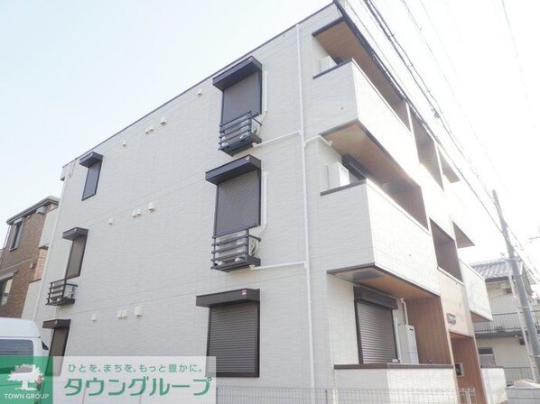 エストリヴィエール東川口の物件外観写真